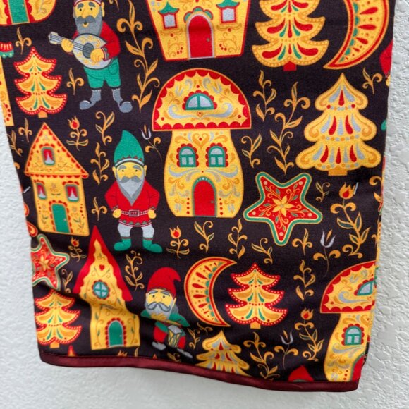 Ornamentally You Gnome Mushroom House Pattern 48" Christmas Tree Skirt NEW - Picture 4 of 5